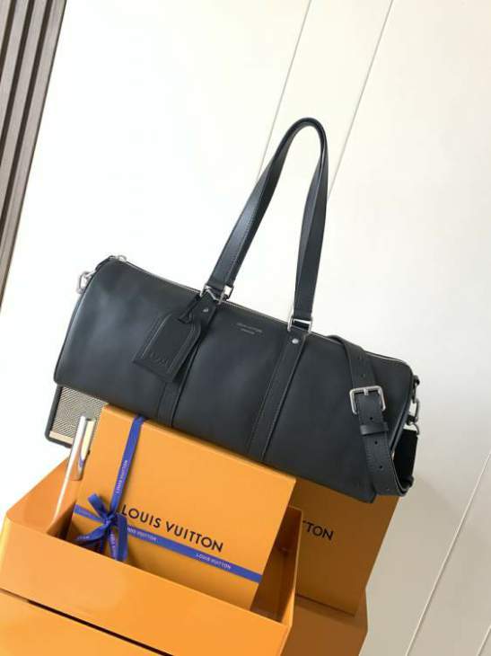 Picture of Louis Vuitton Handbags _SKUfw240792843fw